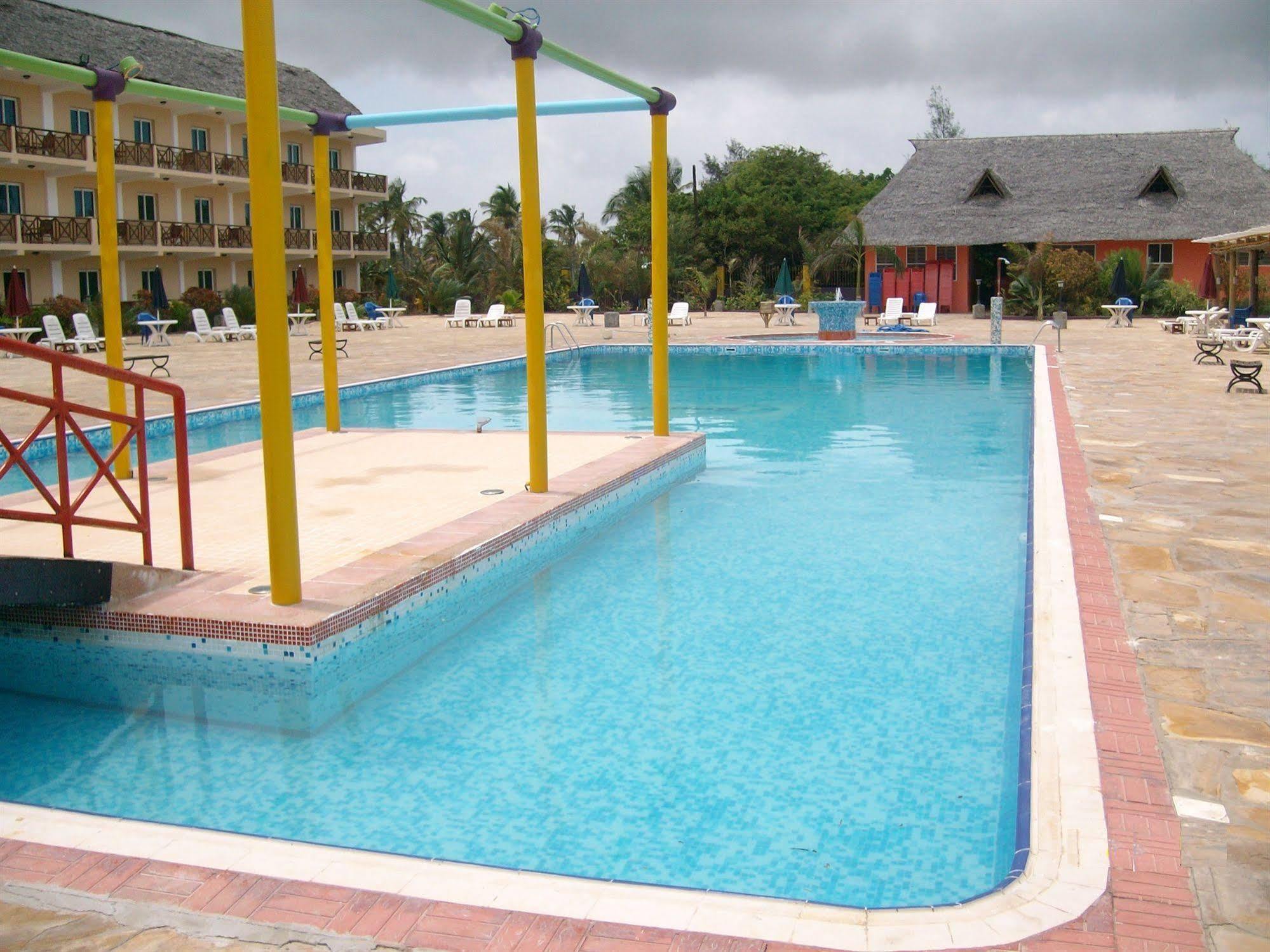 South Beach Resort Dar es Salaam Exterior photo